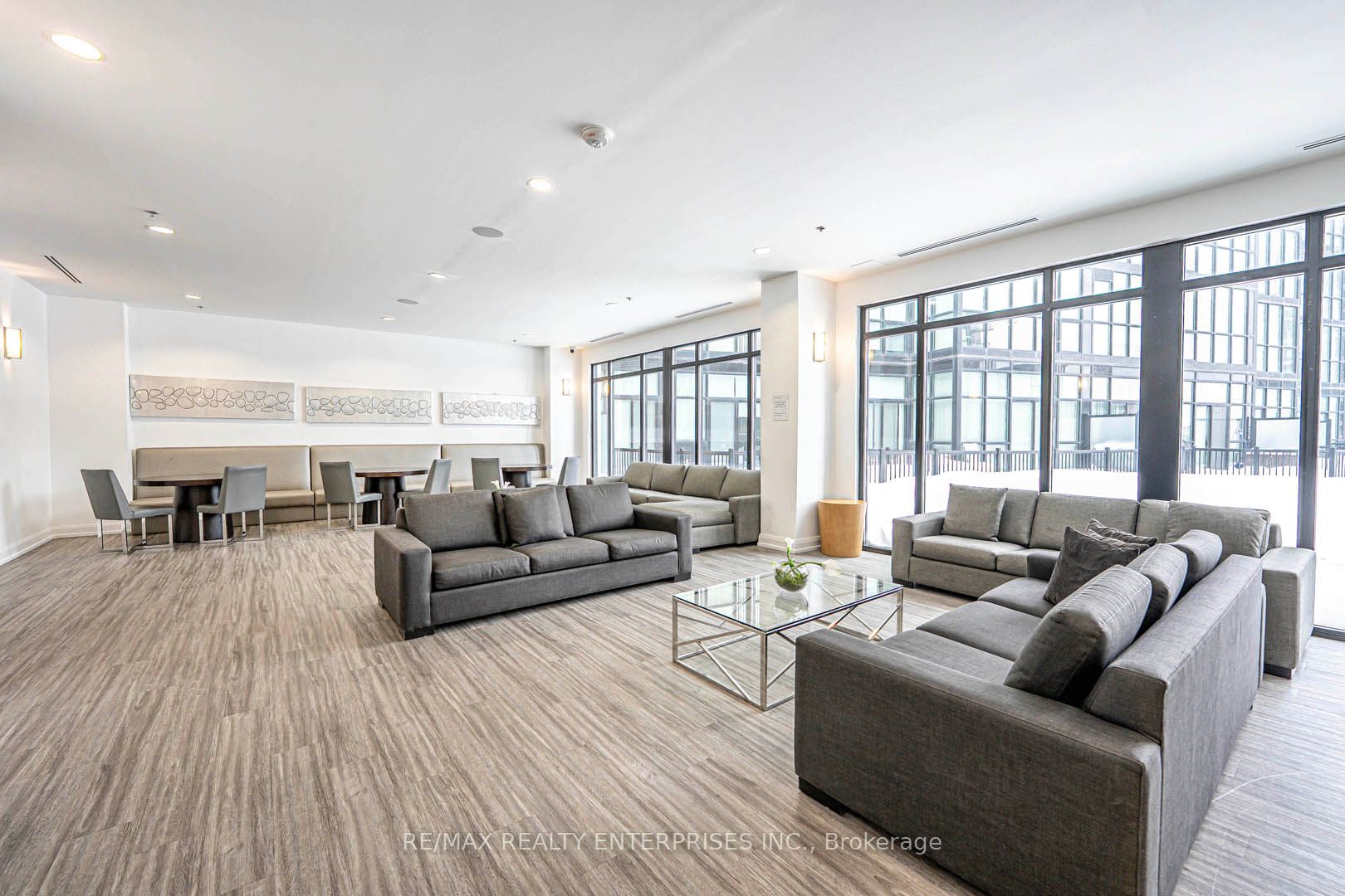 2900 Highway 7 Road, #206