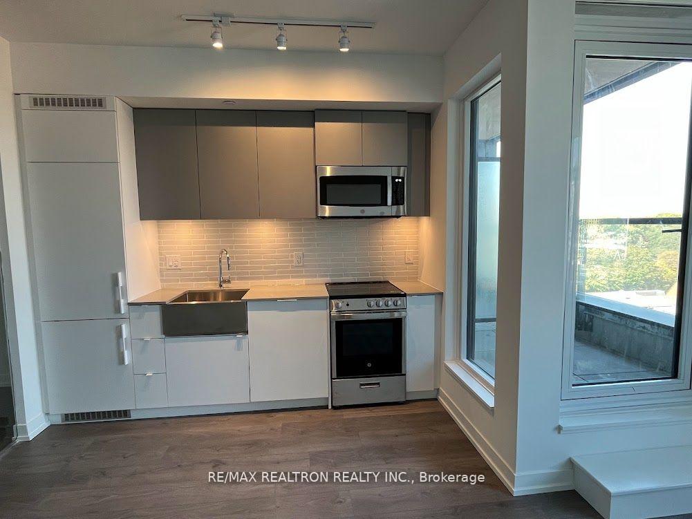 1 Bedroom Condo at 270 Dufferin, Toronto For sale