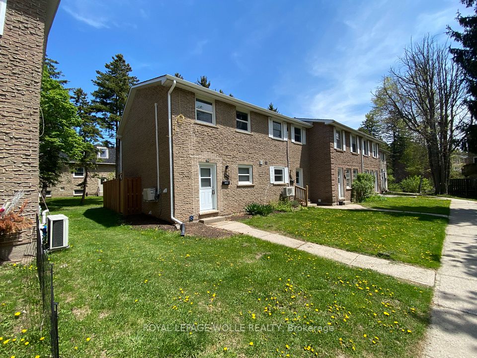 160 Westcourt