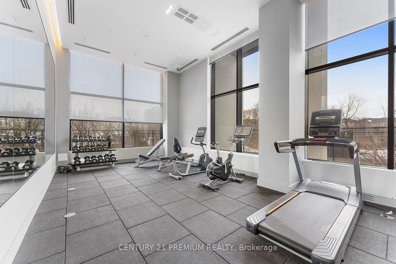 3 Bedrooms Condo at 1063 Douglas Mccurdy Comm, Mississauga For sale