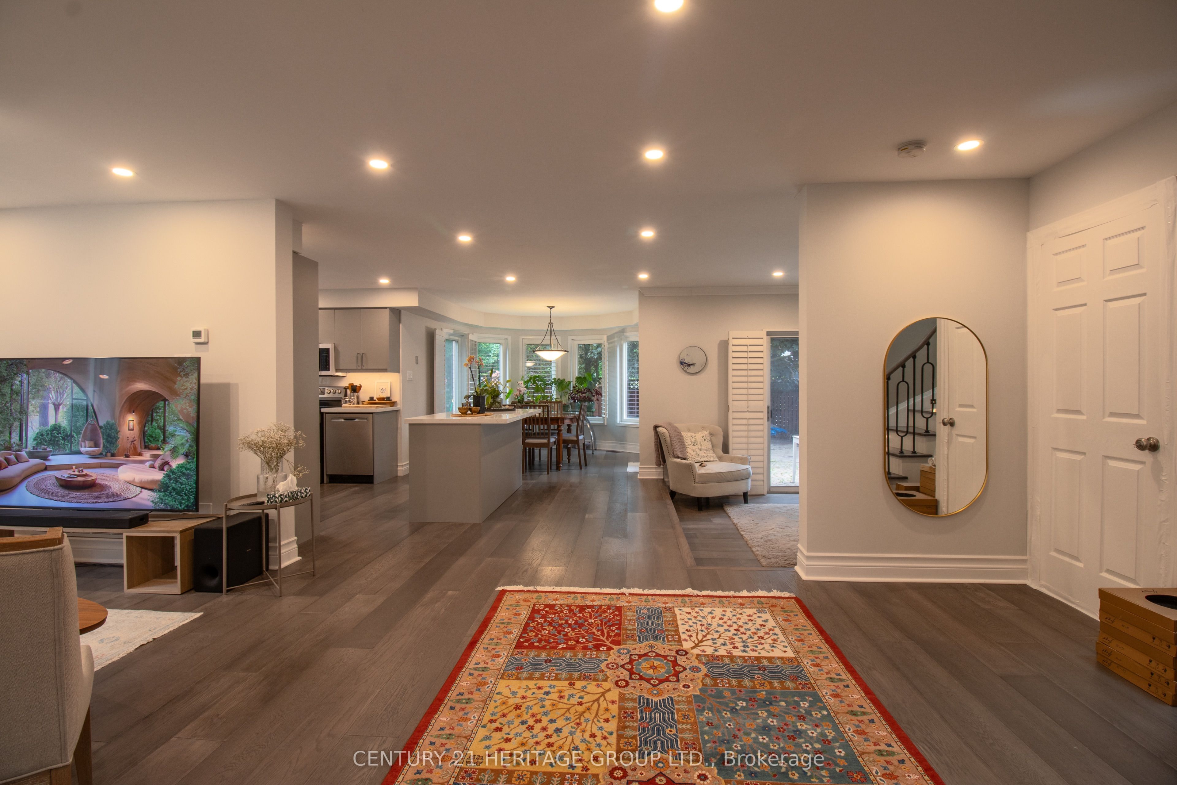 27 Charing Crescent