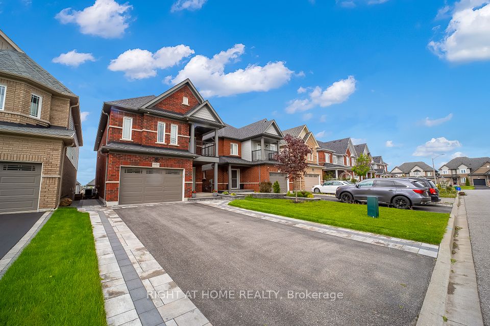 1804 Silverstone Crescent, Oshawa, ON L1K 0V6