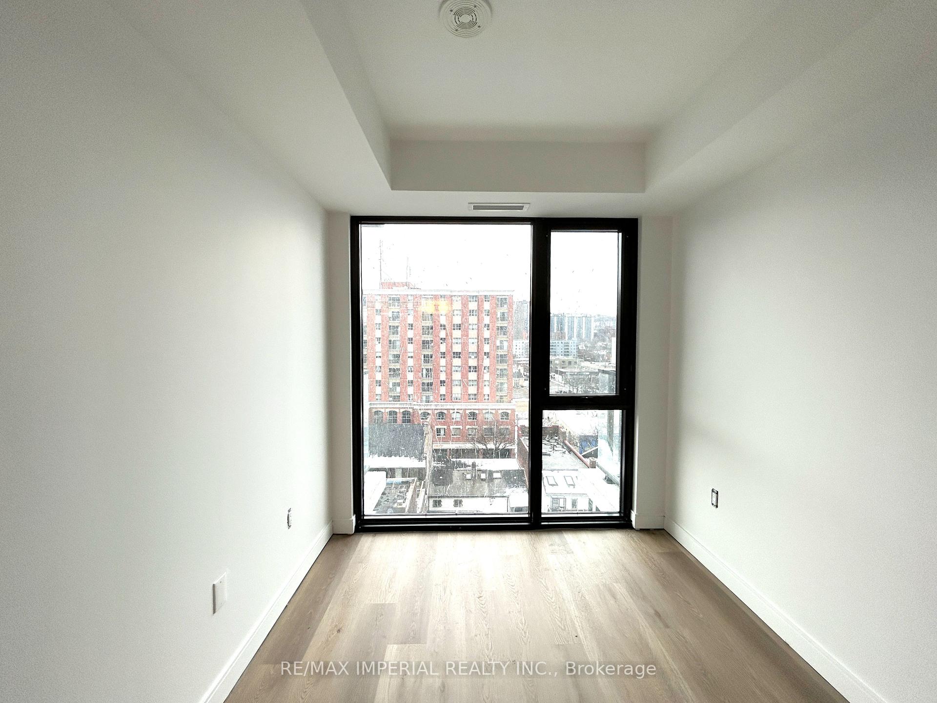 2 Bedrooms Condo at 1 Jarvis, Hamilton For sale