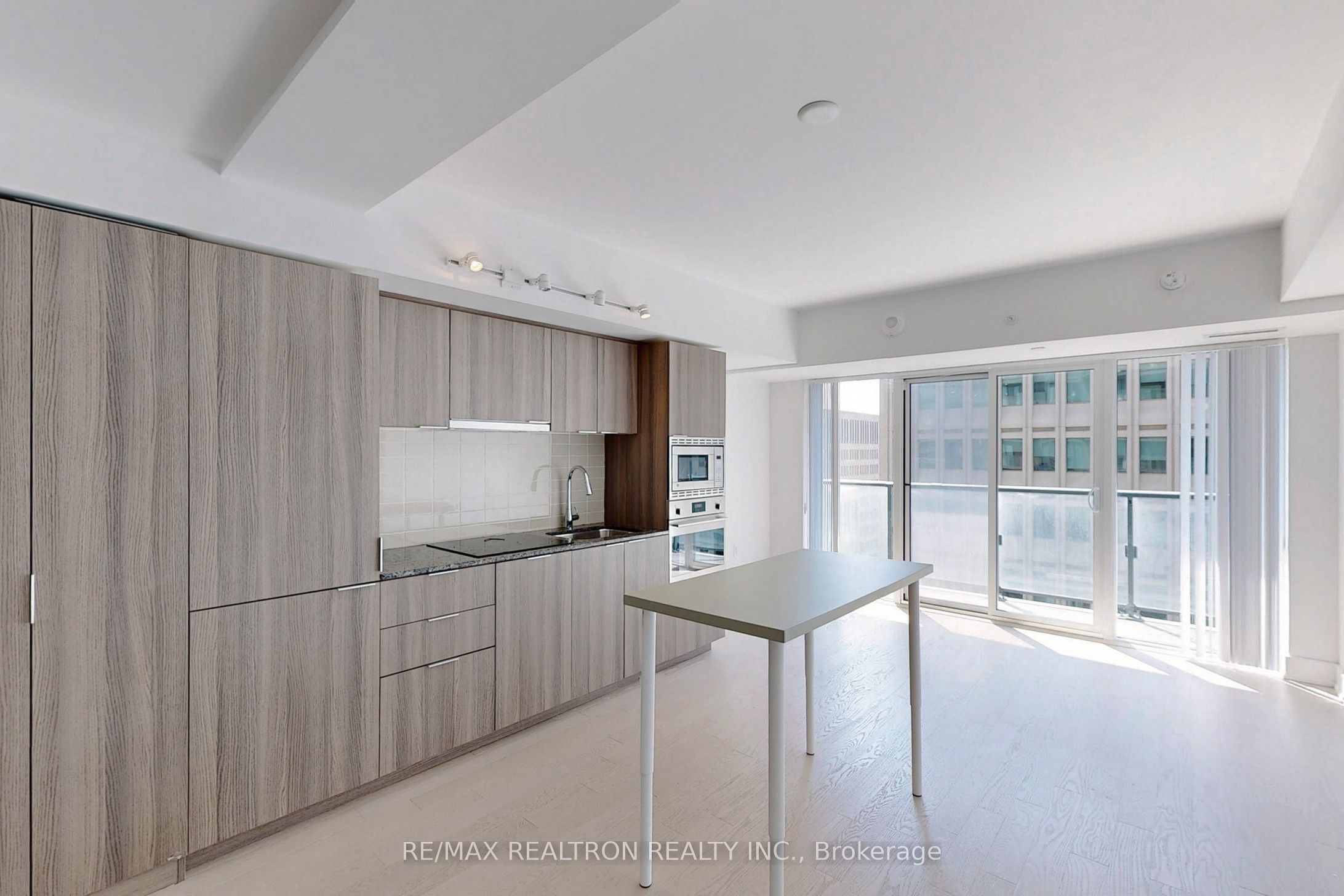 955 Bay Street, #1709