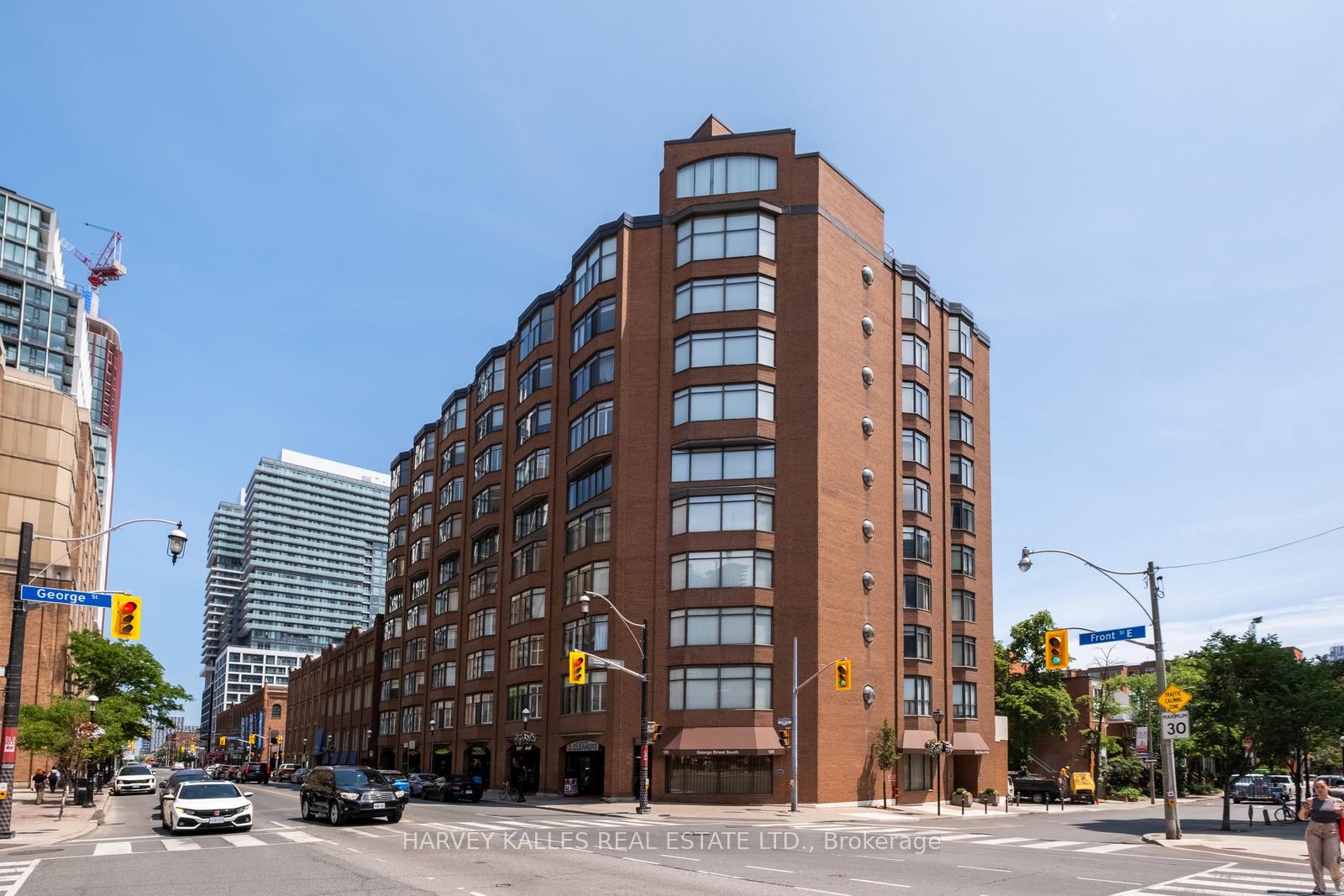 2 Bedrooms Condo at 135 George, Toronto For sale