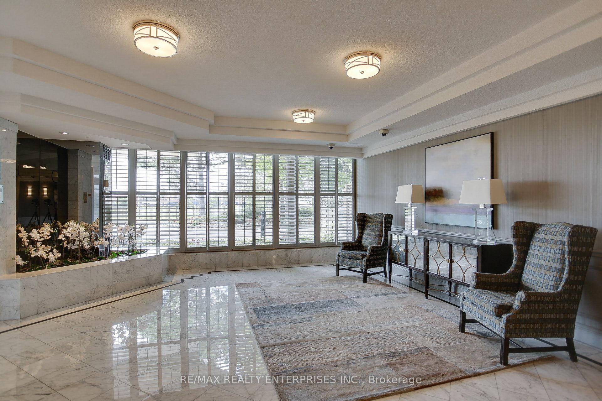 3 Bedrooms Condo at 1 Greystone Walk,  Toronto For sale