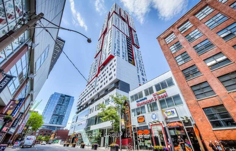 2 Bedrooms Condo at 318 Richmond,  Toronto For sale