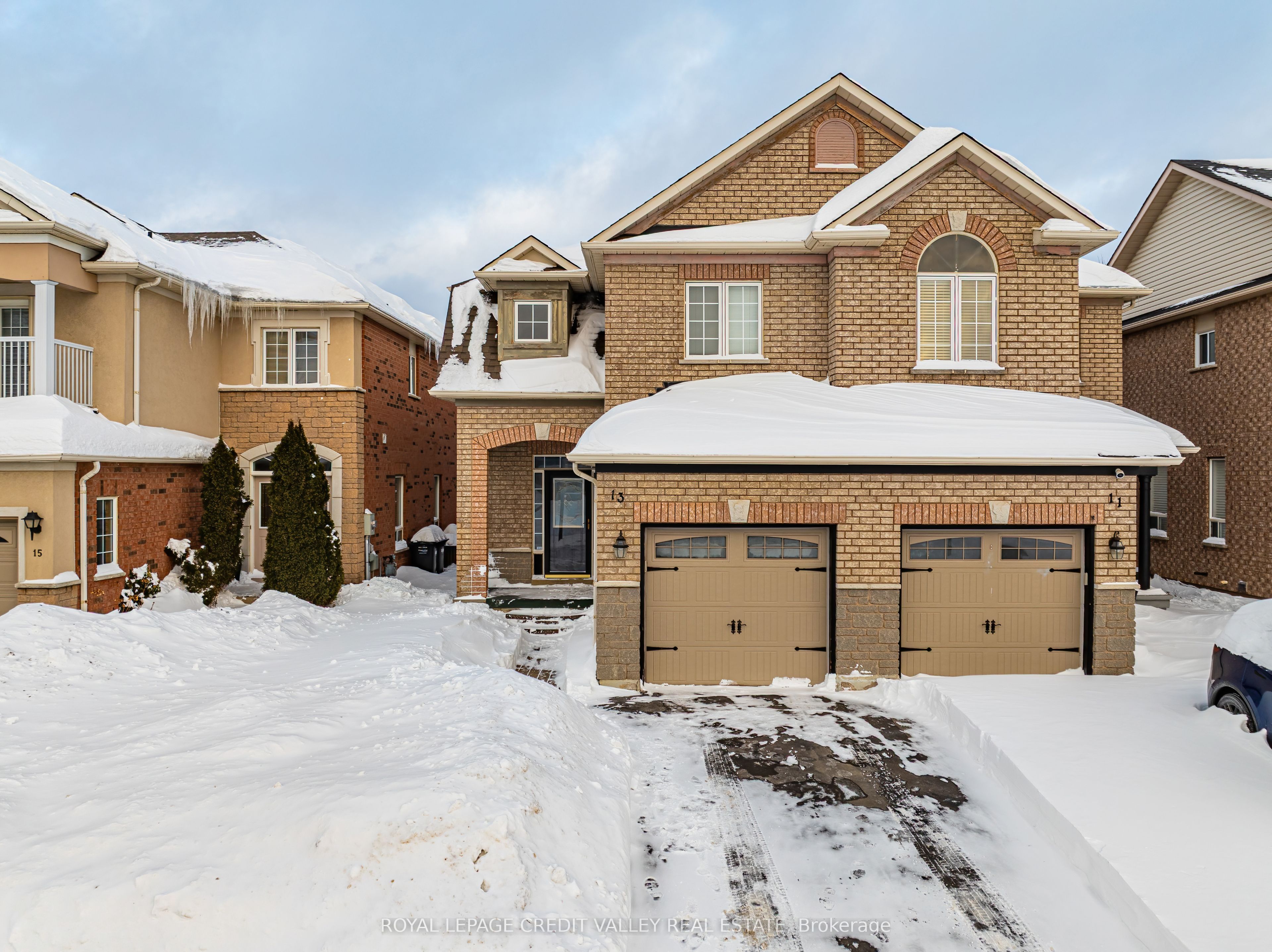 13 Brookstone Court