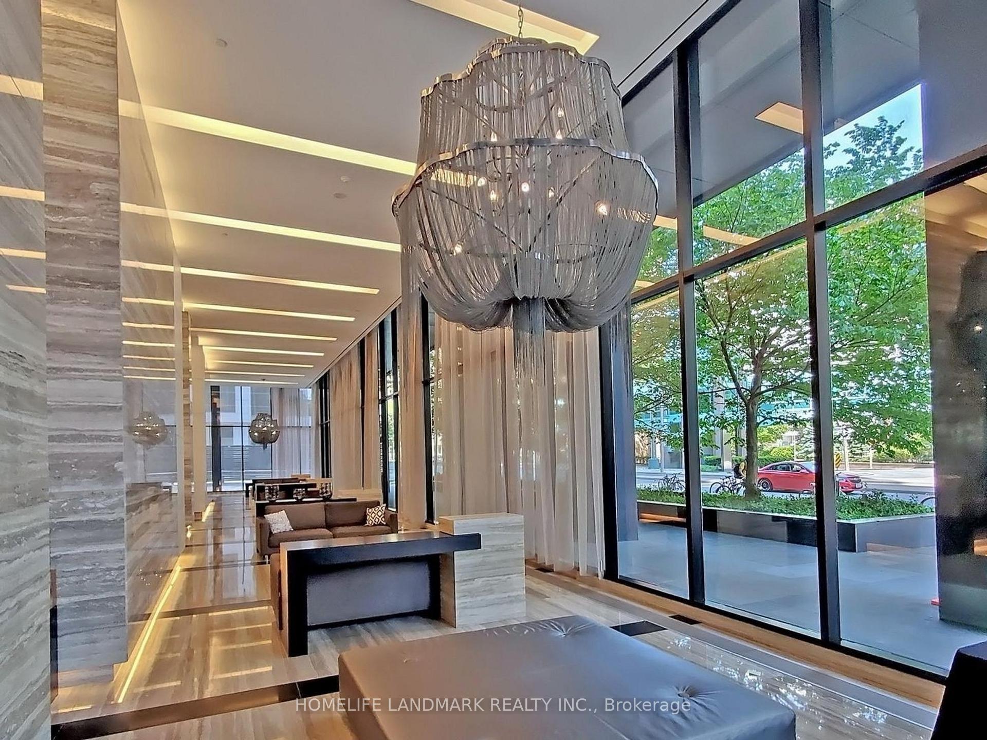 3 Bedrooms Condo at 110 Charles, Toronto For sale