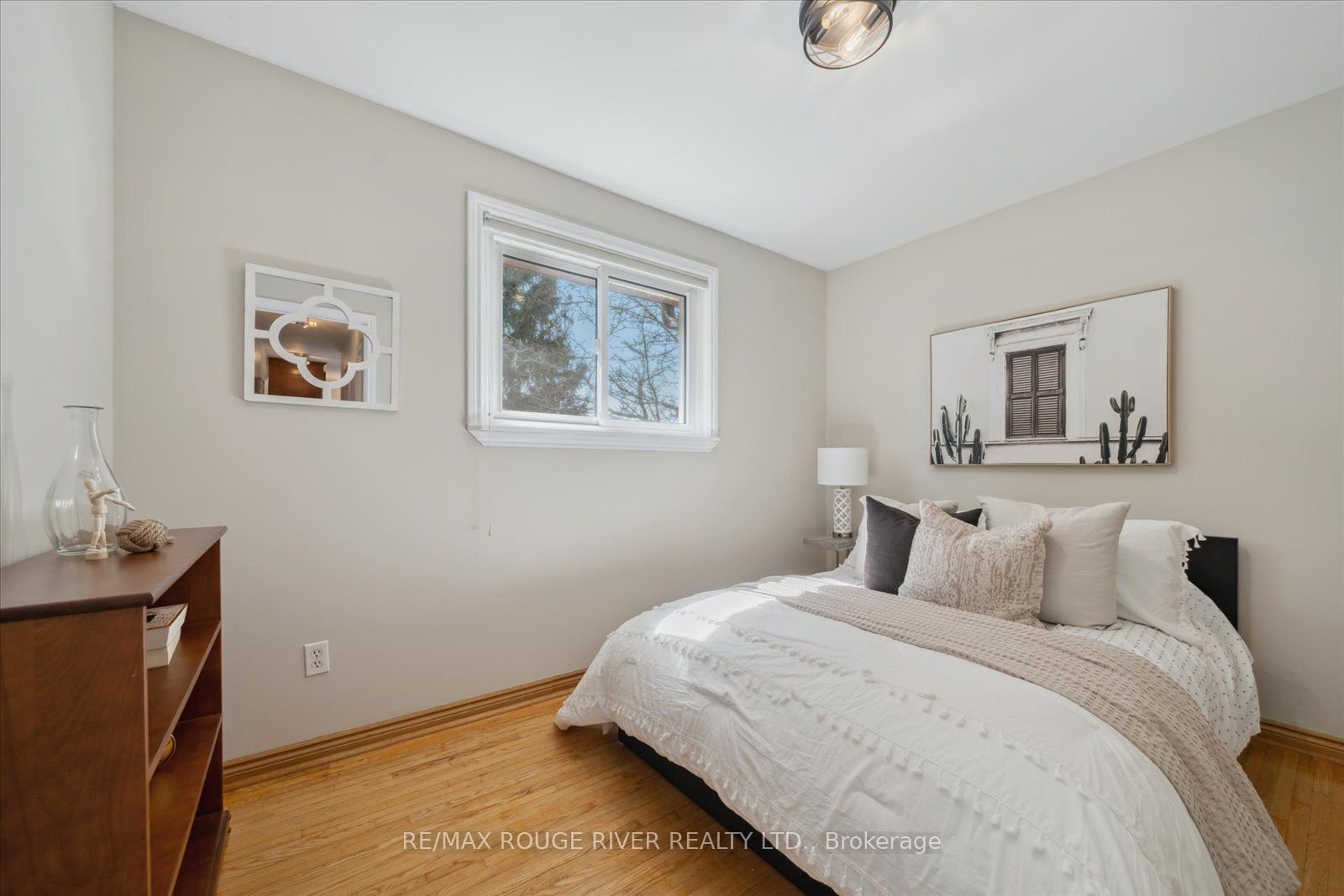 270 Labrador Drive