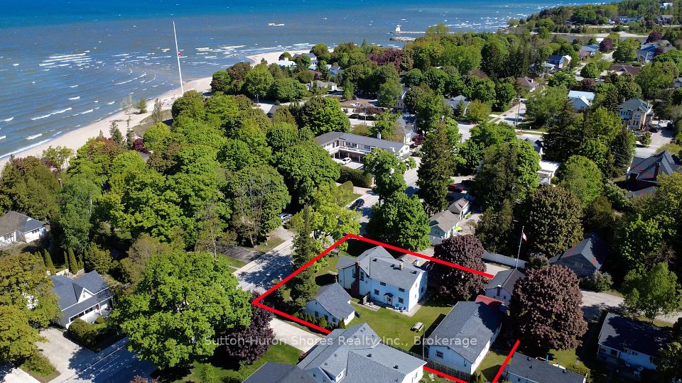 34 Huron