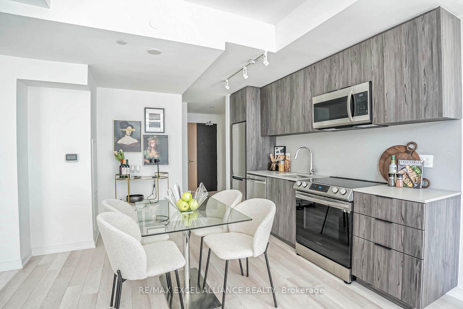 2 Bedrooms Condo at 50 Power,  Toronto For sale