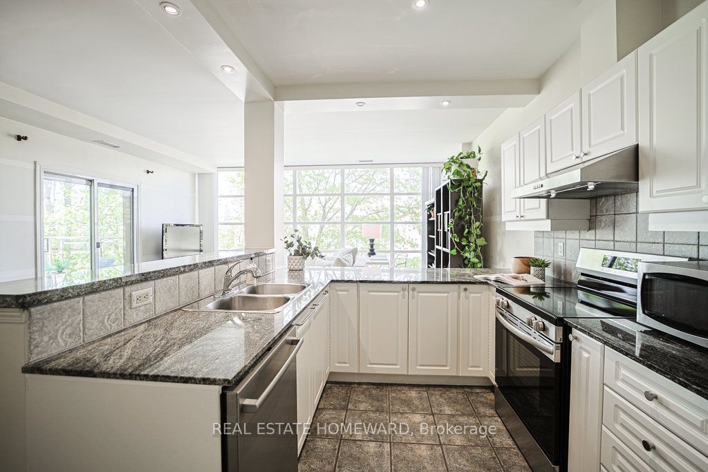 1 Leaside Park Drive, #209