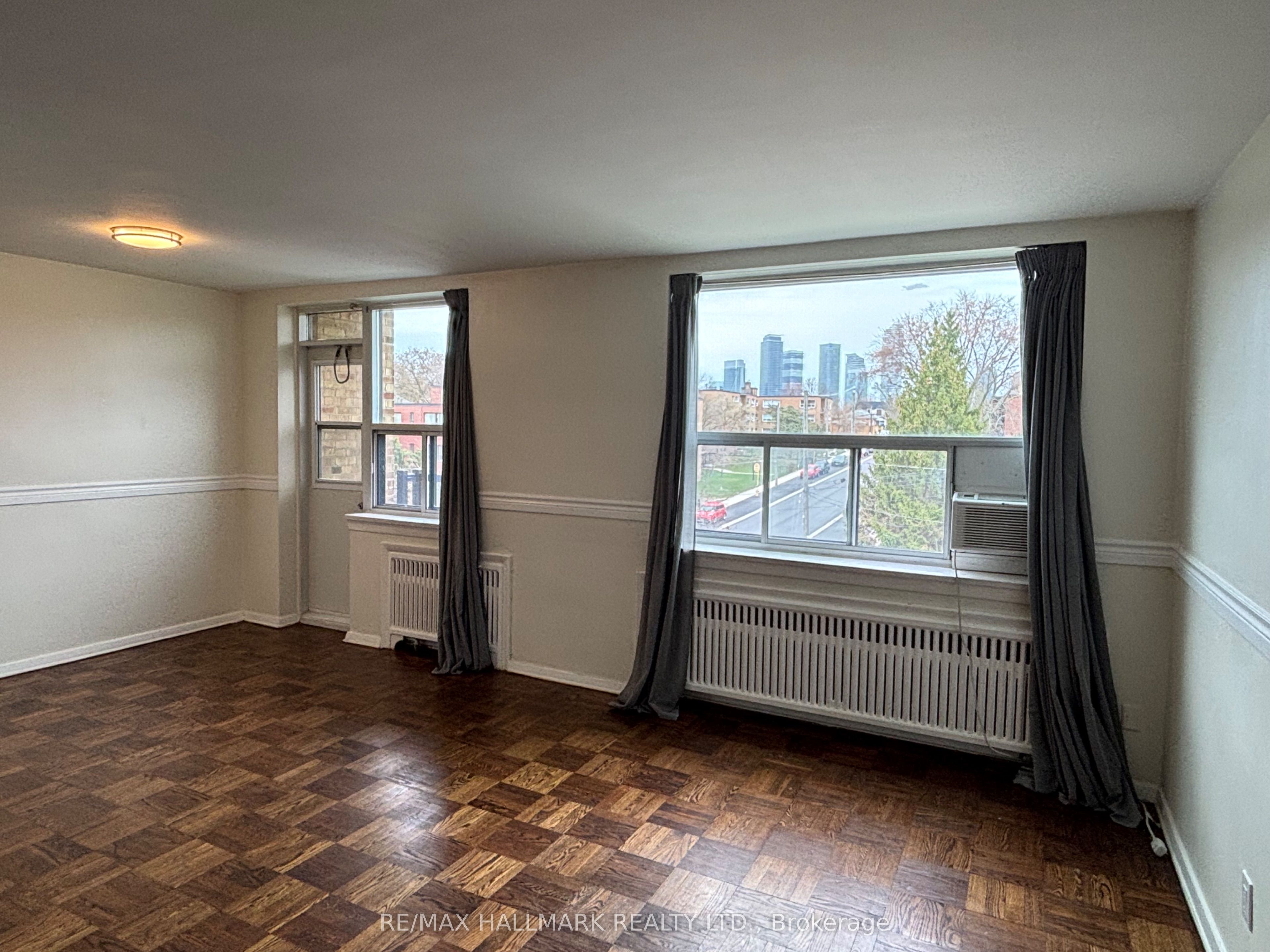 2 Kinsdale Boulevard, #302