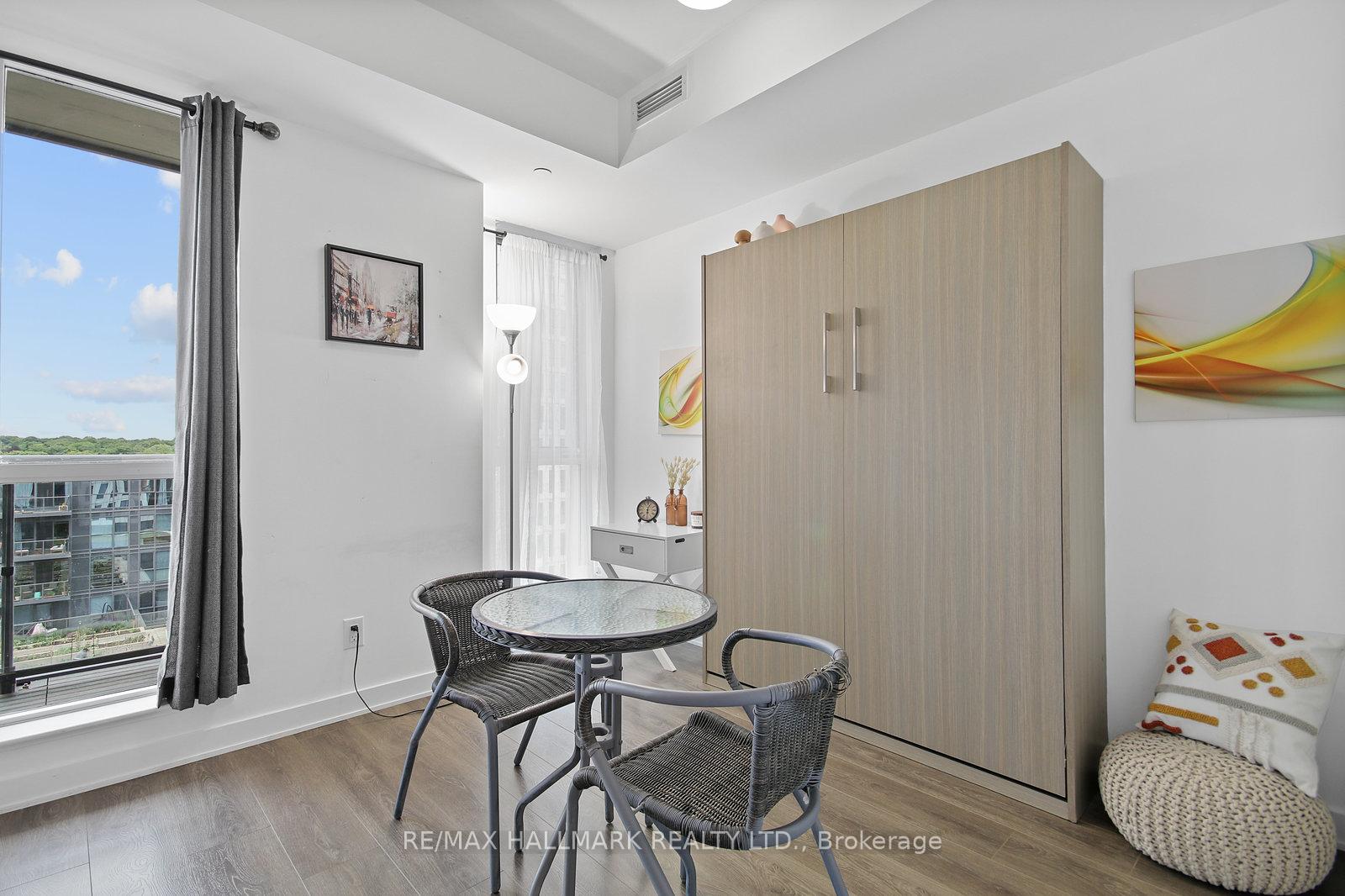 Condo at 55 Regent Park, Toronto For sale