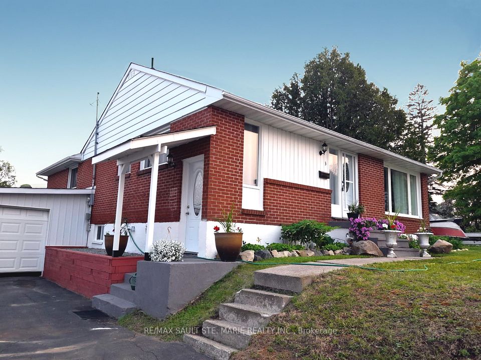 3 Hart Road