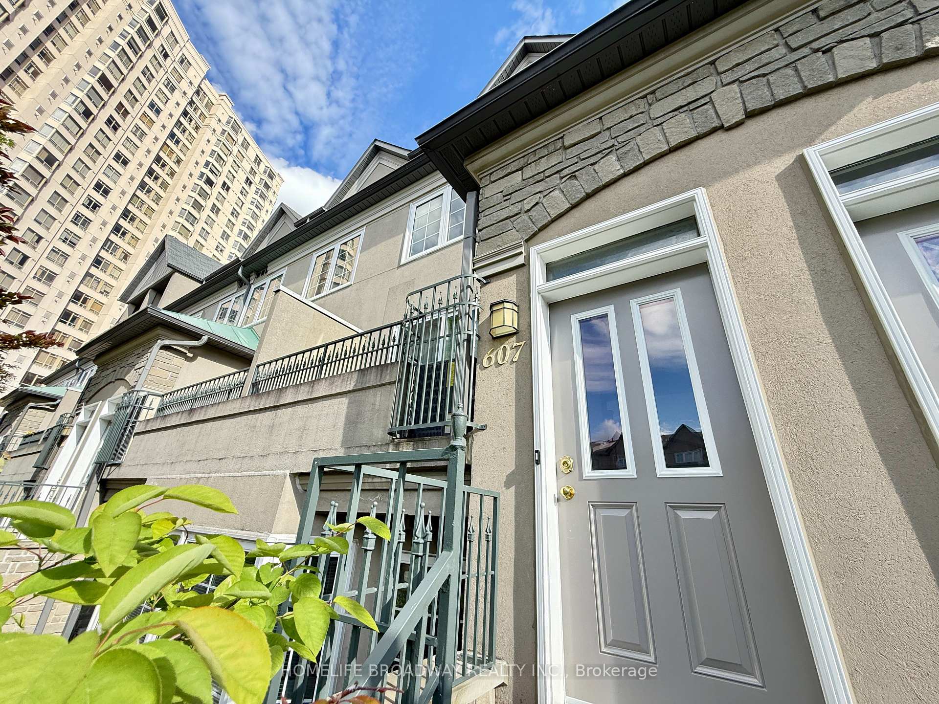 4 Bedrooms Condo at 188 Bonis, Toronto For sale