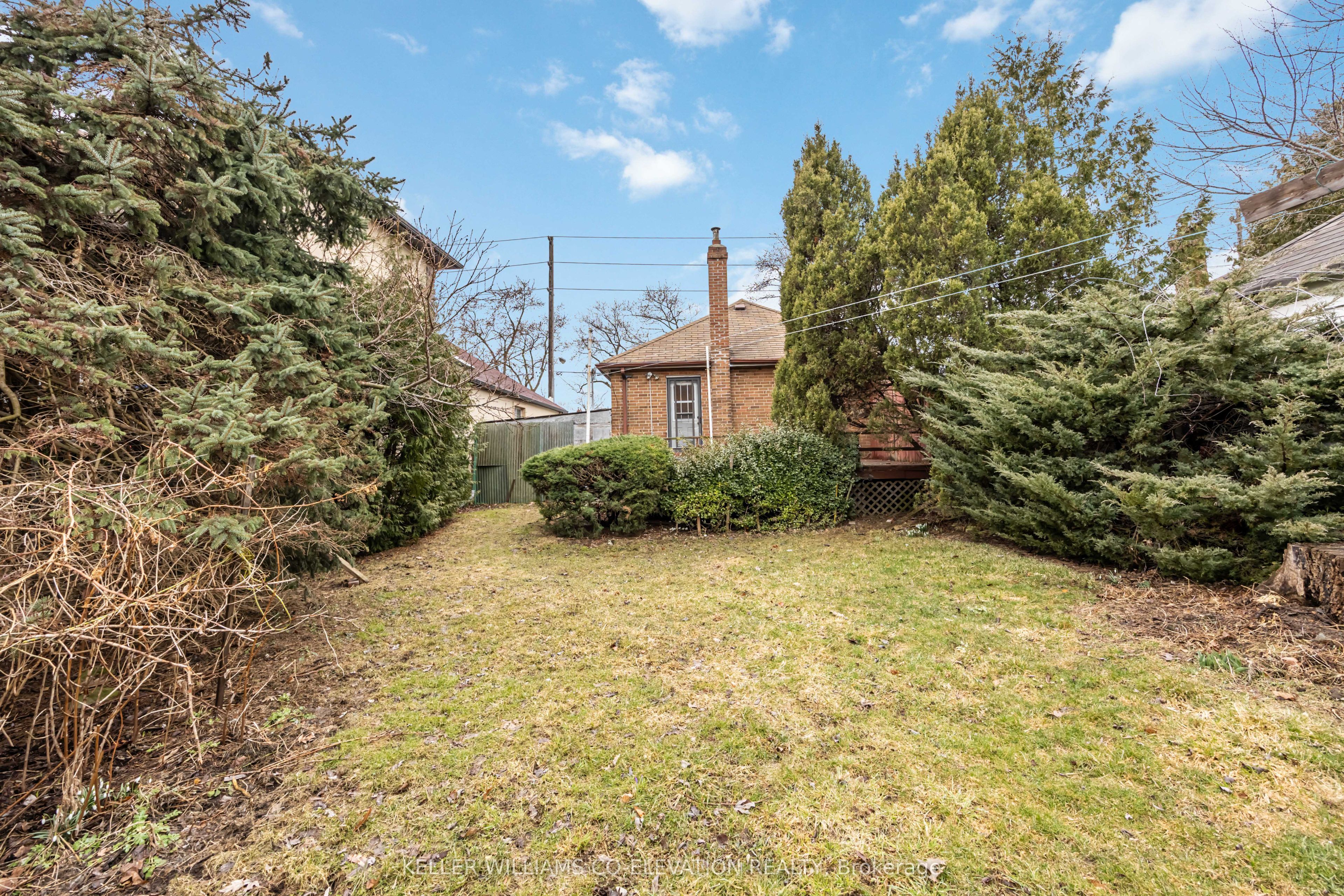1001 Kipling Avenue