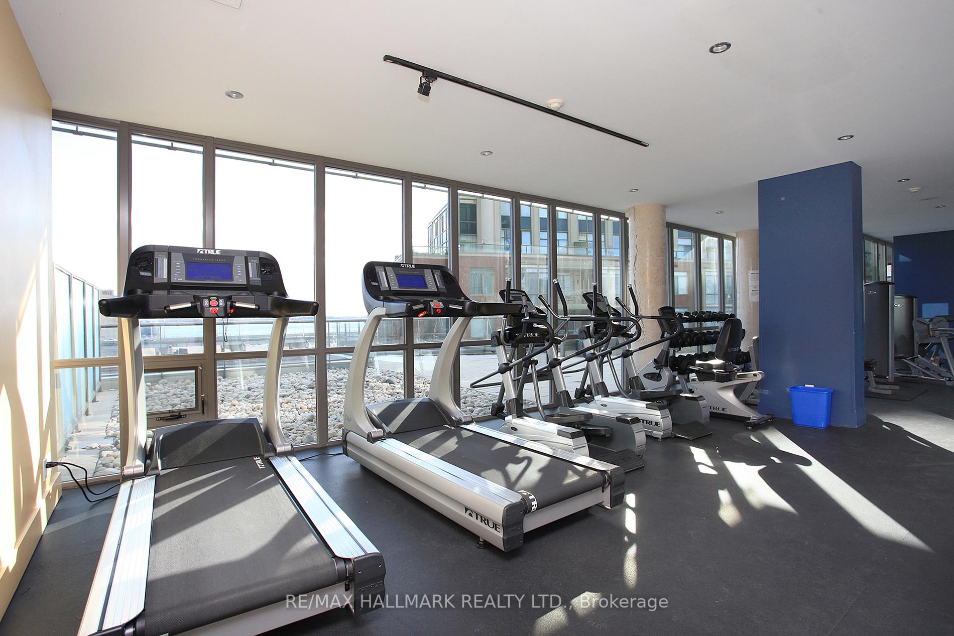 2 Bedrooms Condo at 33 Mill,  Toronto For sale