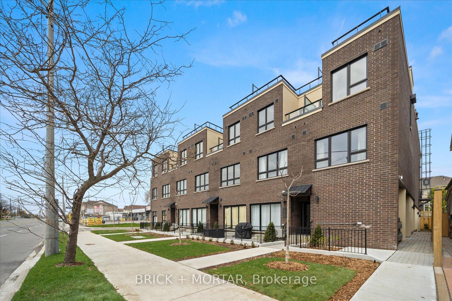 2 Bedrooms Condo at 5 Vivian,  Toronto For sale