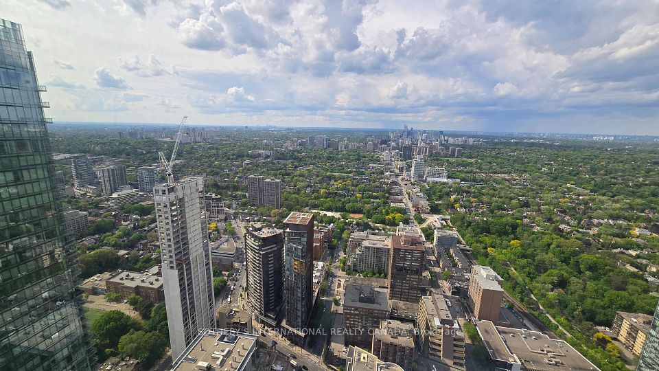 11 Yorkville