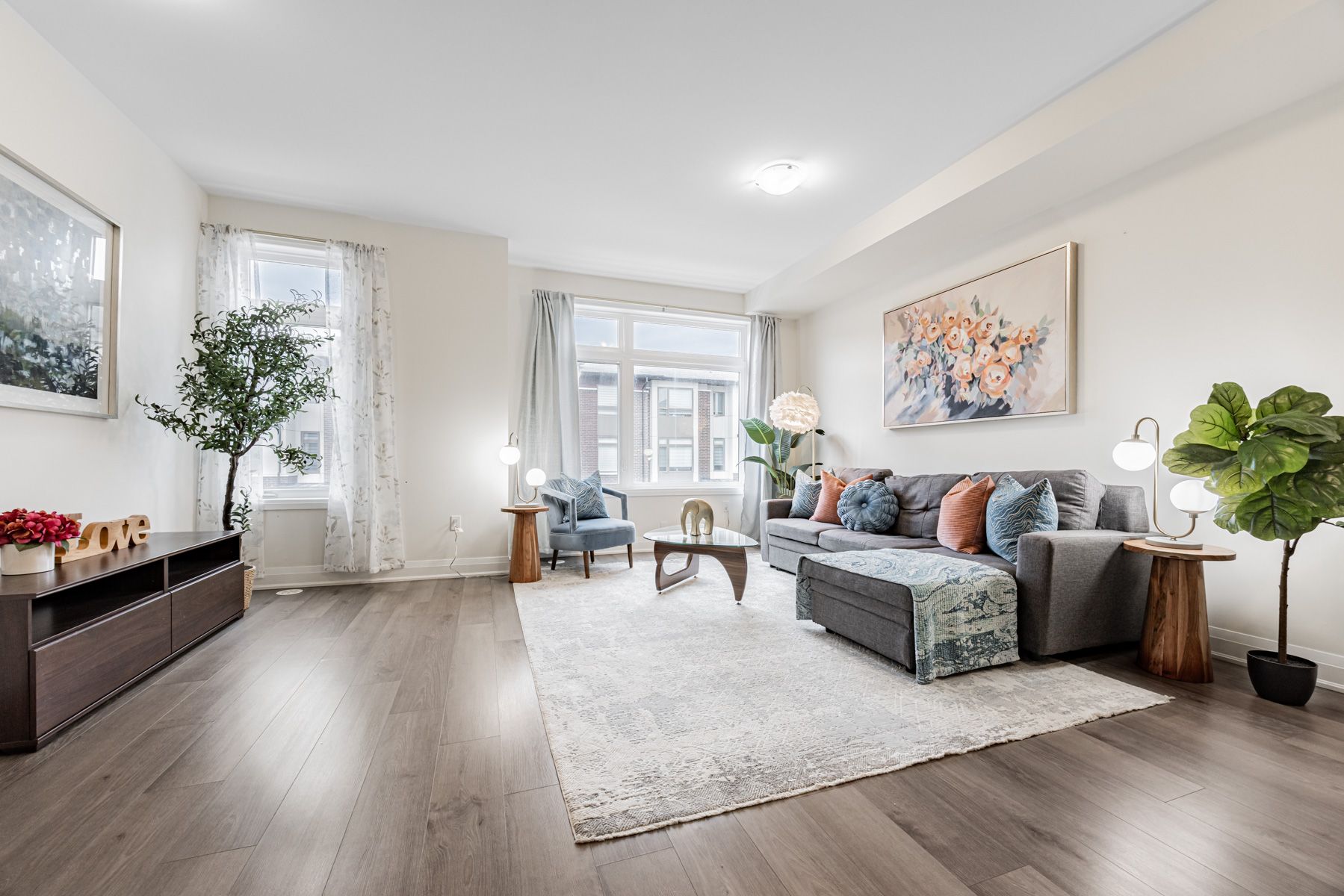 250 Finch Avenue 22