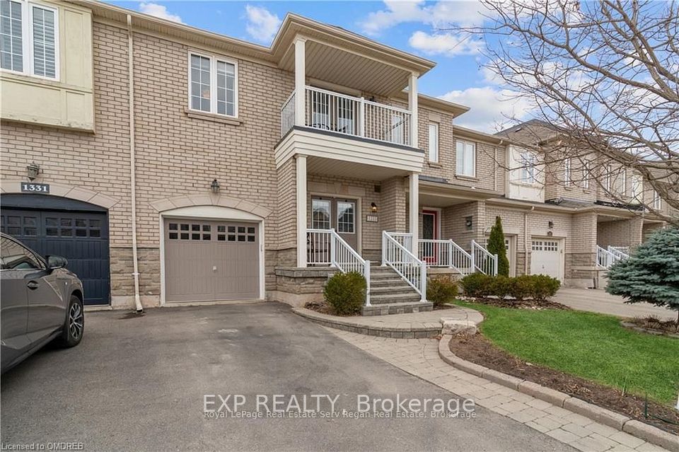 1333 Kestell Boulevard, Oakville, ON L6H 0C8
