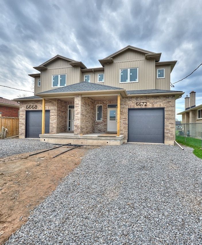 6672 Hawkins Street, Niagara Falls, ON L2G 3B7