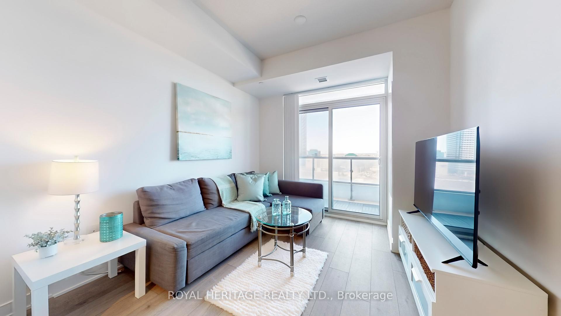 2 Bedrooms Condo at 10 Honeycrisp,  Vaughan For sale