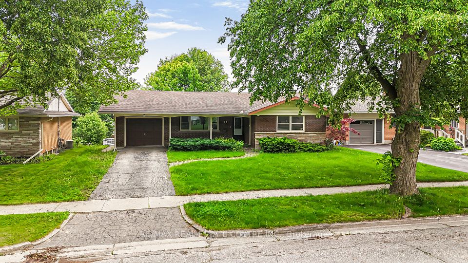 95 Ripplewood Crescent