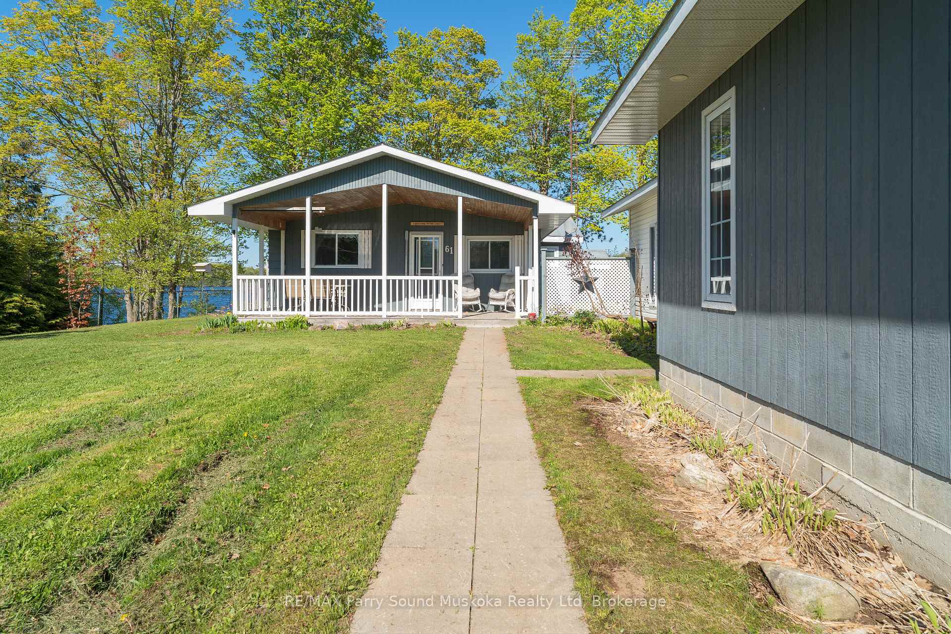 61 Stewart Street, Georgian Bay, ON P0C 1H0