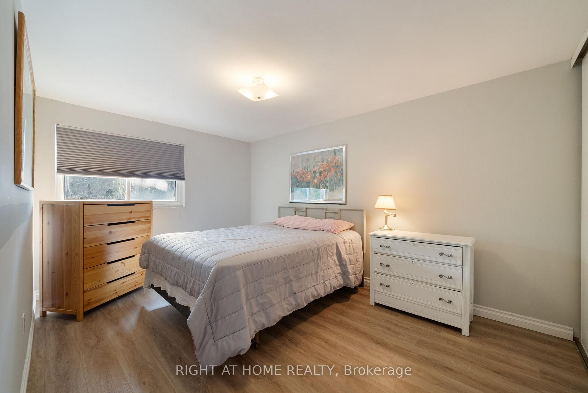 3 Bedrooms Condo at 121 Centennial, Toronto For sale