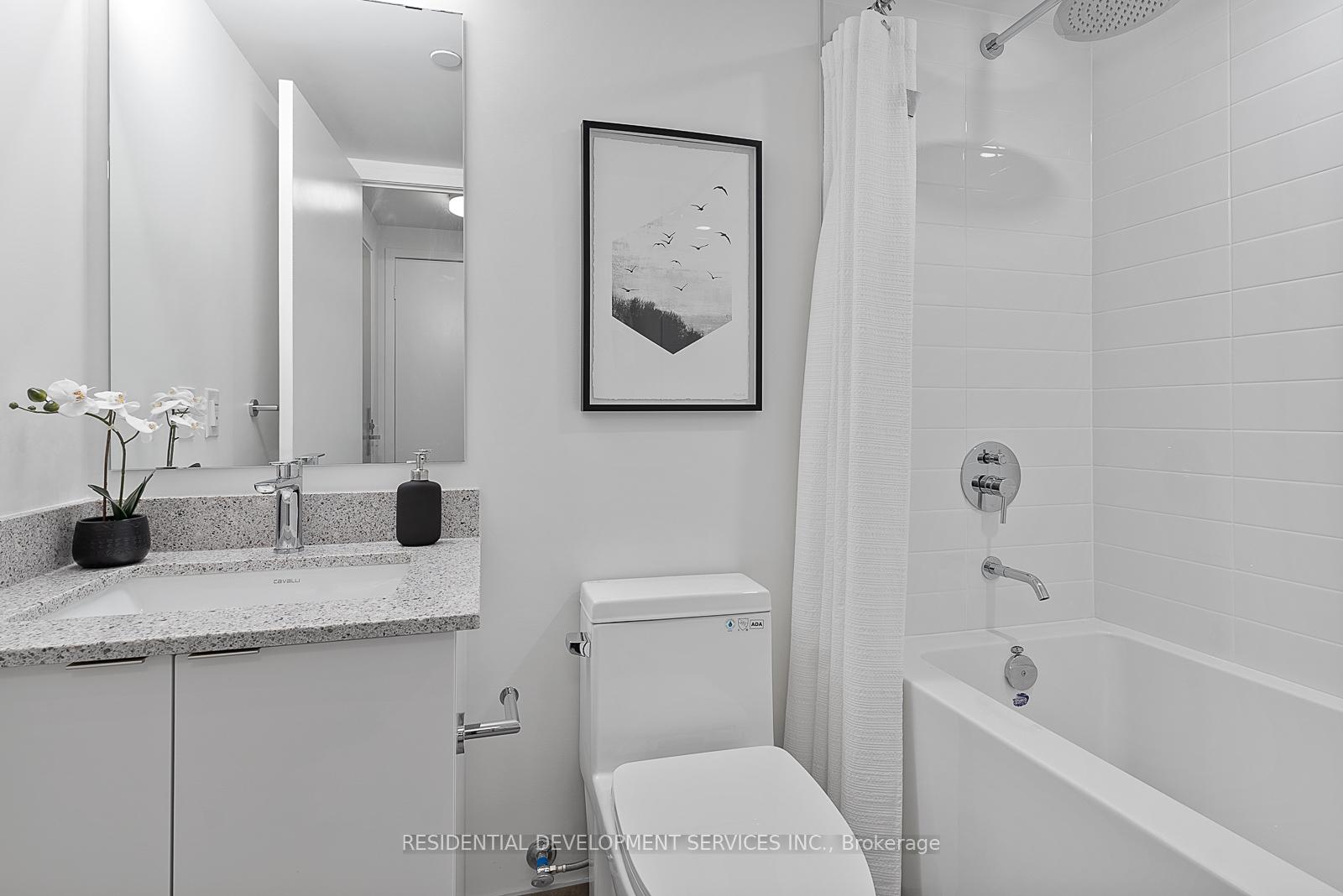 2 Bedrooms Condo at 500 Wilson,  Toronto For sale