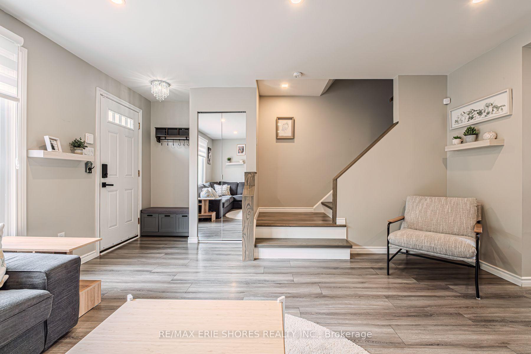 3 Bedrooms Condo at 69 Mount Albion, Hamilton For sale