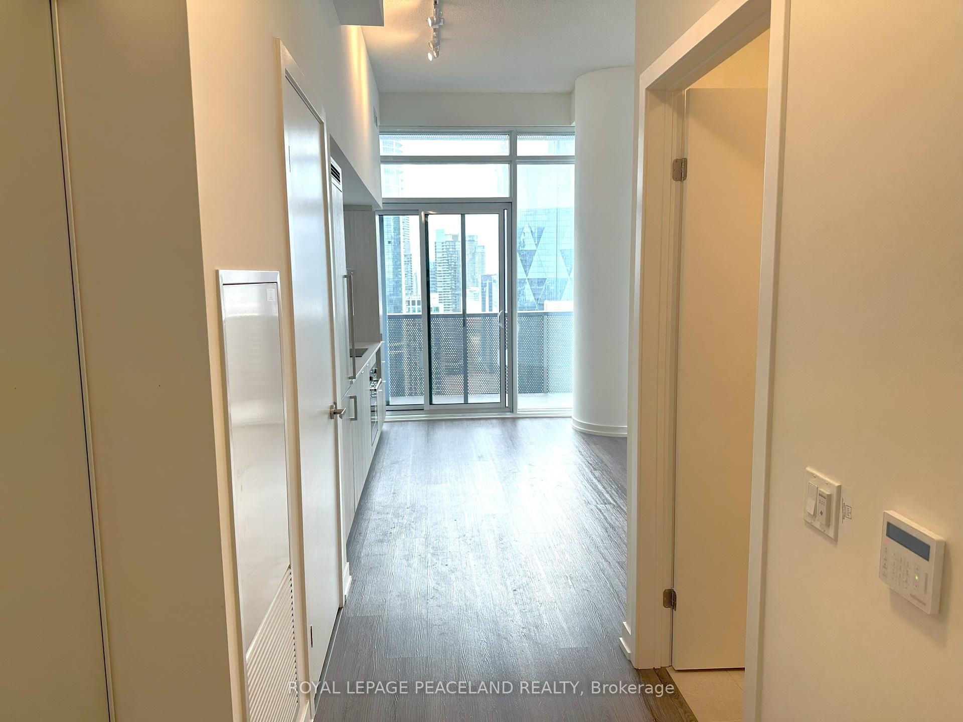 1 Bedroom Condo at 138 Downes, Toronto For sale
