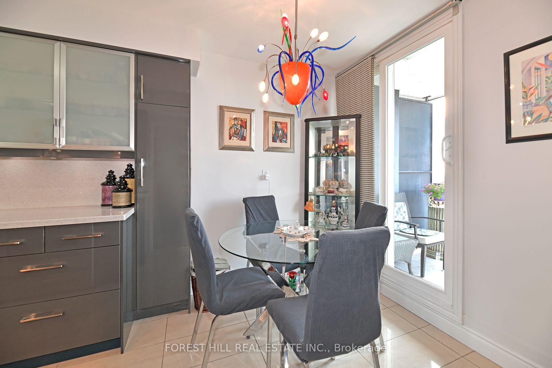 2 Bedrooms Condo at 135 Antibes,  Toronto For sale
