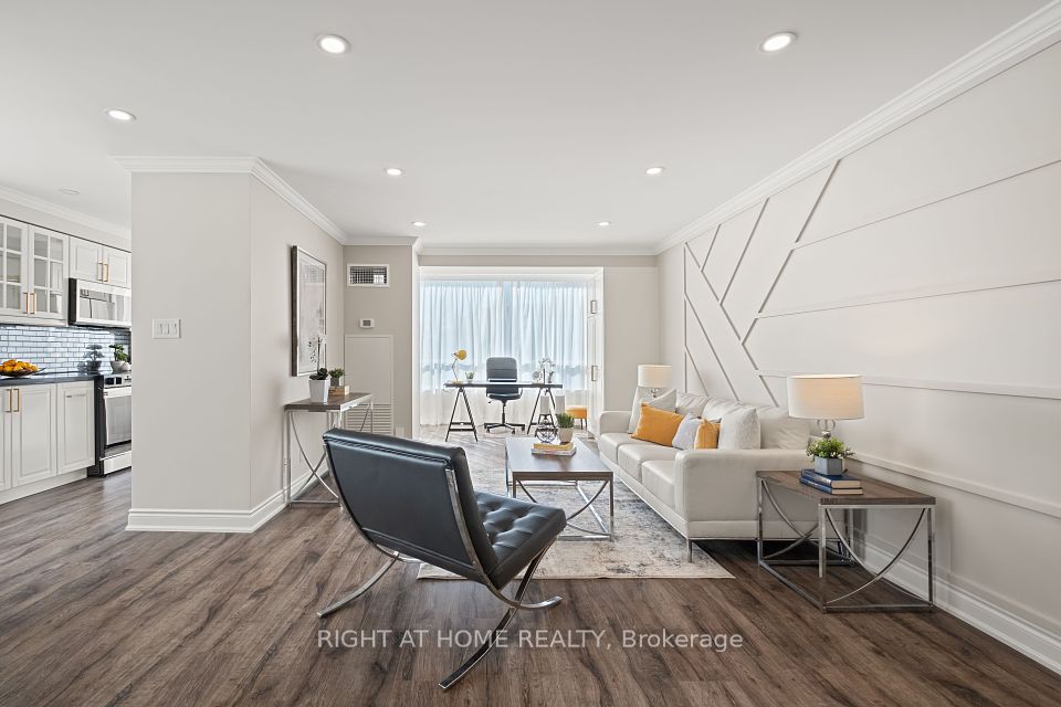120 Promenade Circle