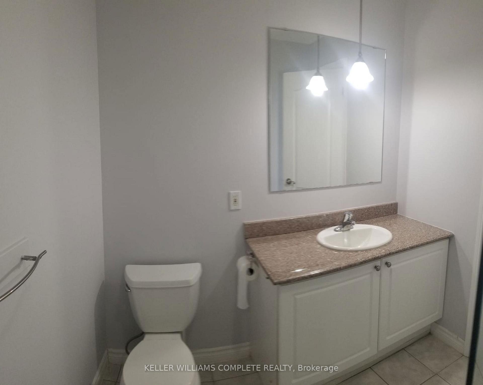 2 Bedrooms Condo at 135 James, Hamilton For sale