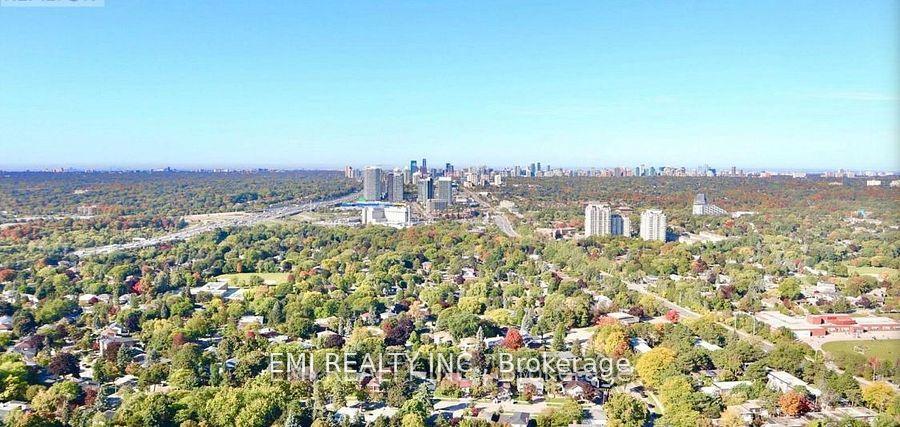 3 Bedrooms Condo at 36 Forest Manor, Toronto For sale