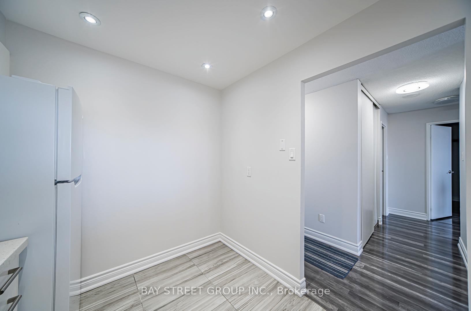 3 Bedrooms Condo at 2470 Eglinton, Toronto For sale