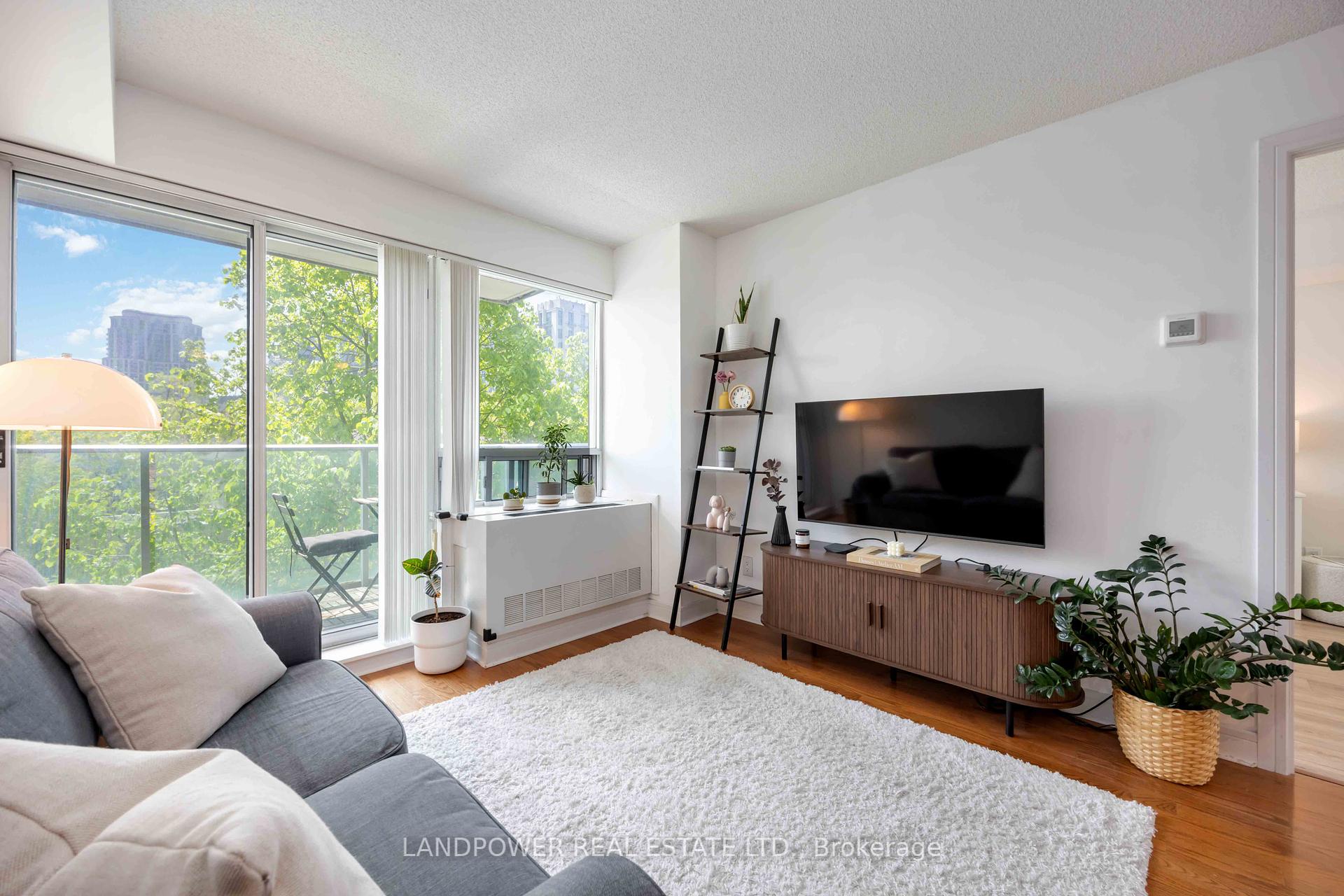 1 Bedroom Condo at 31 Bales, Toronto For sale