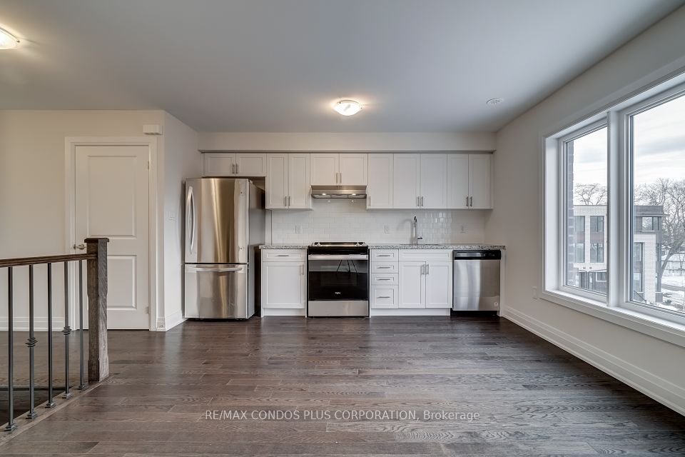 undefined ; MLS ID: W12028047