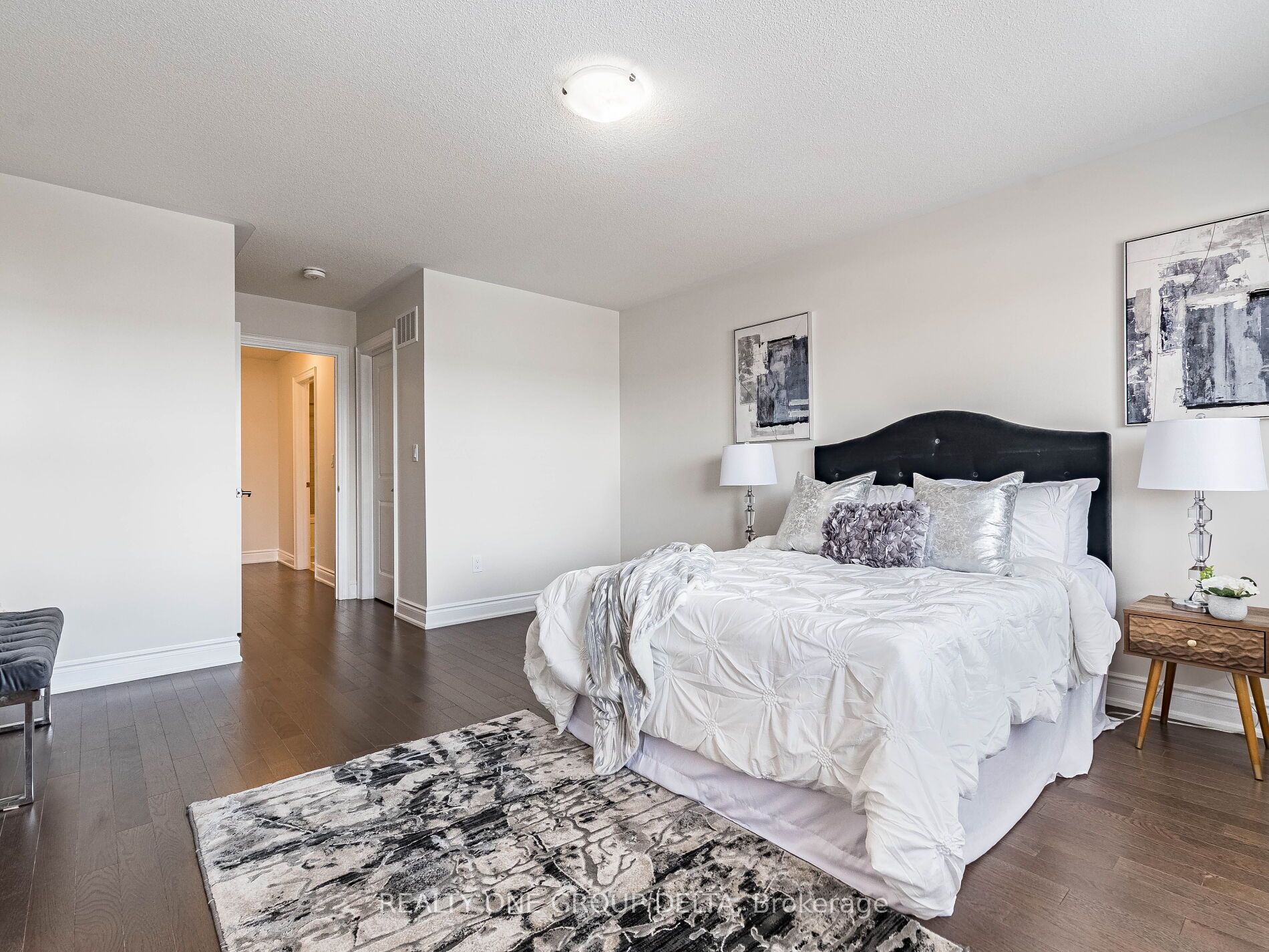 6 Quinton Ridge, #.