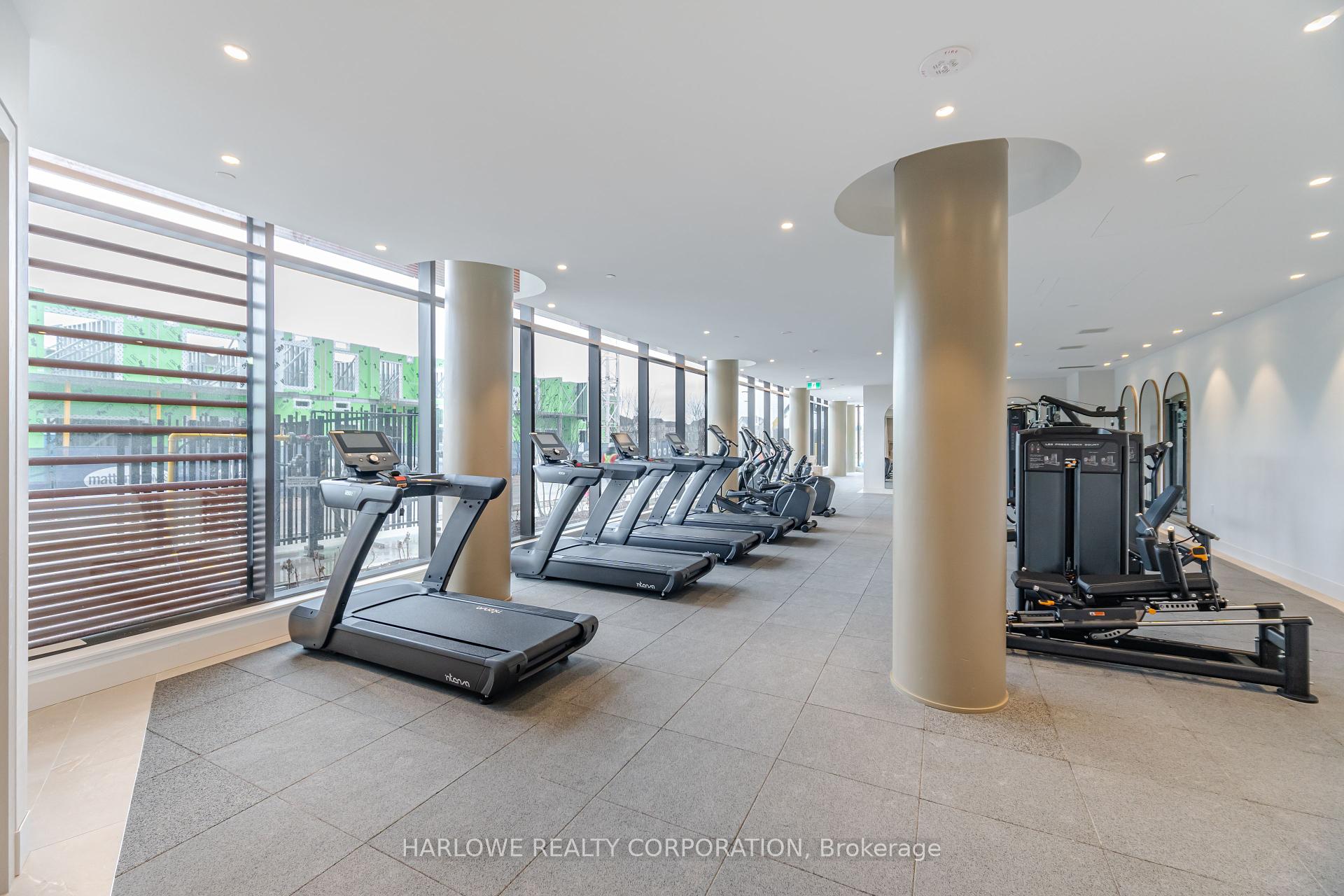 3 Bedrooms Condo at 3006 William Cutmore, Oakville For sale