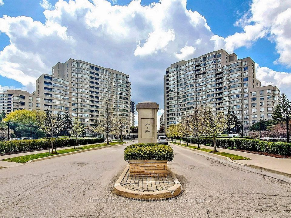 11 Townsgate