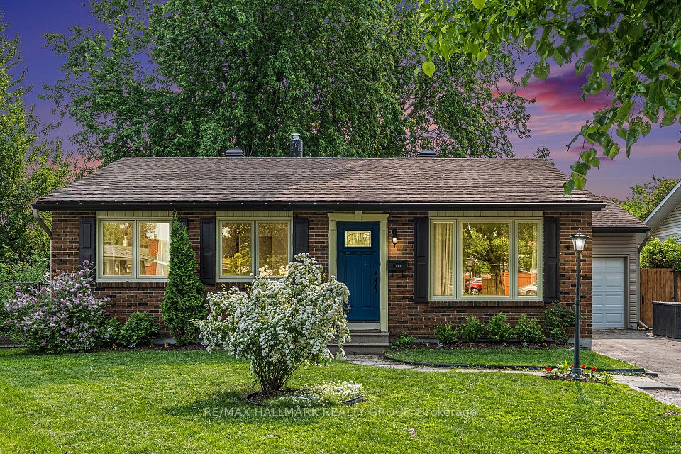 1360 METZ CRES.