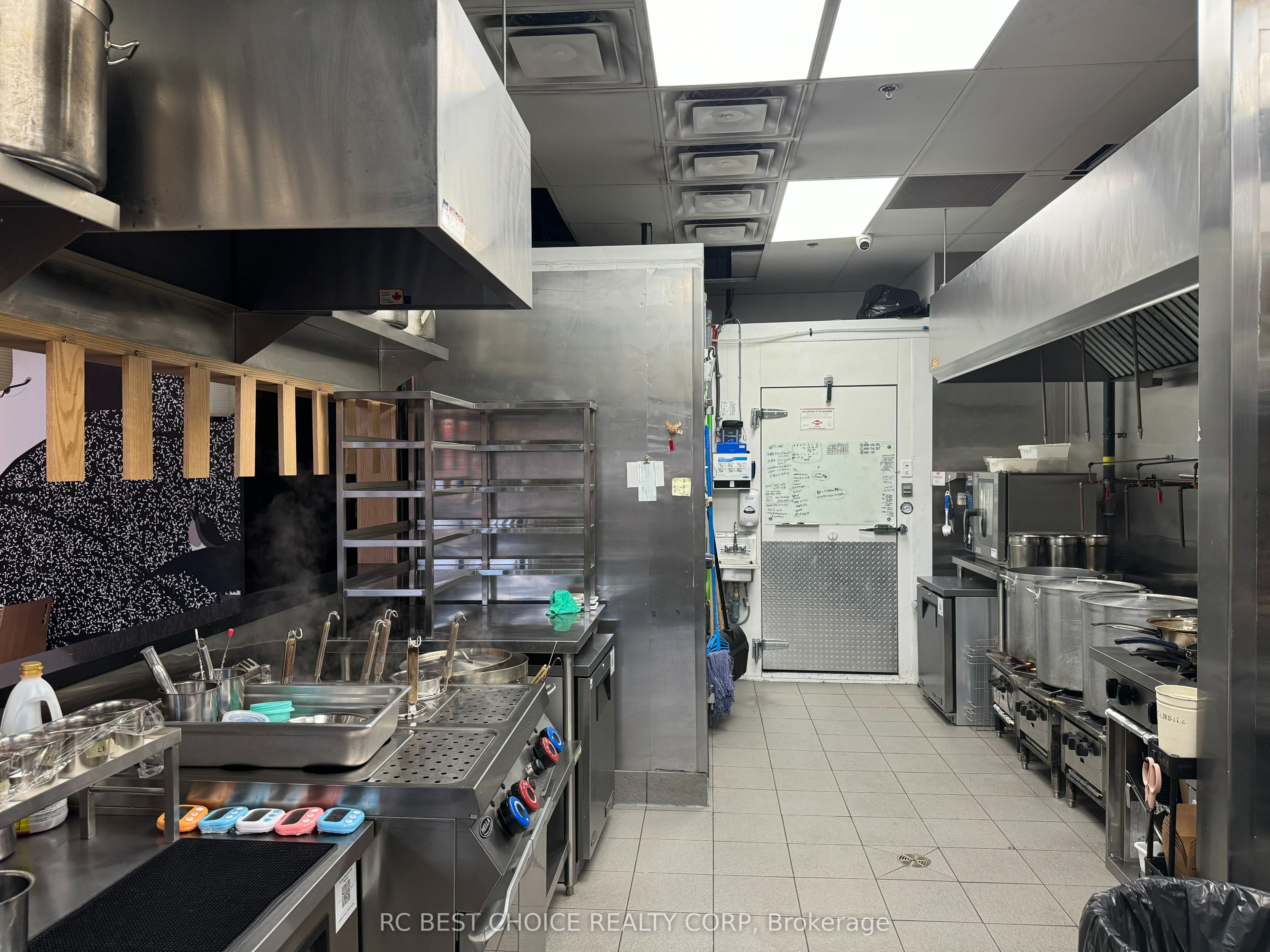 2131 Yonge Street, #3