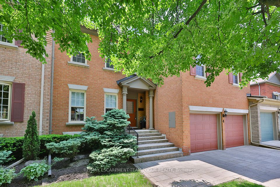 4211 Millcroft Park