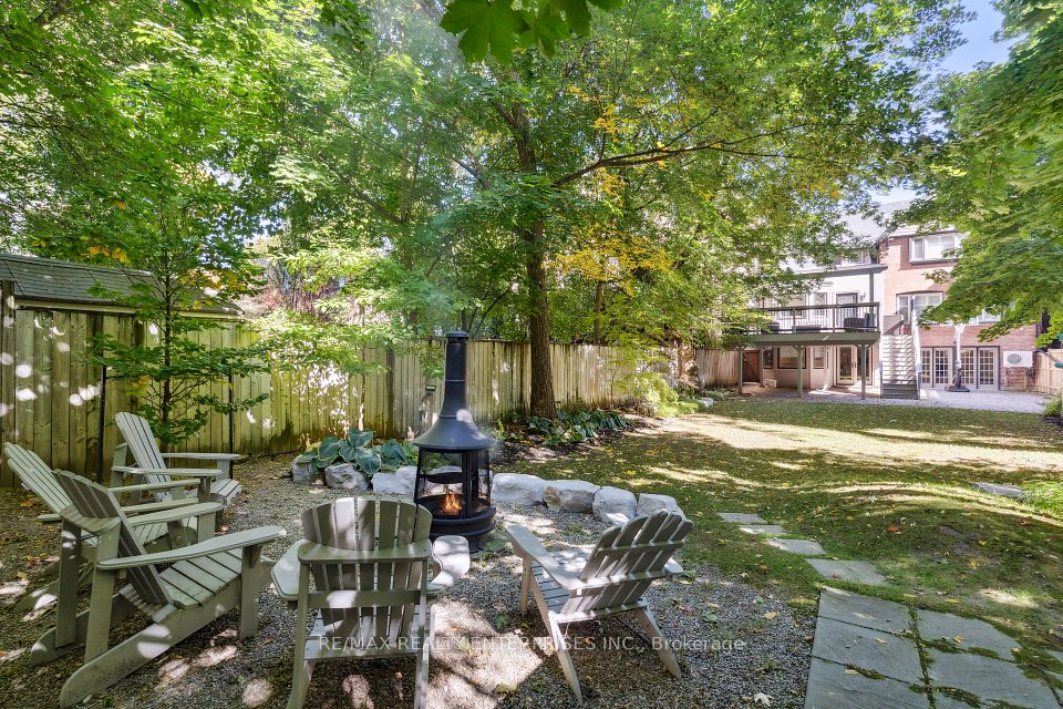 70 Oriole Road, Toronto, ON M4V 2G1