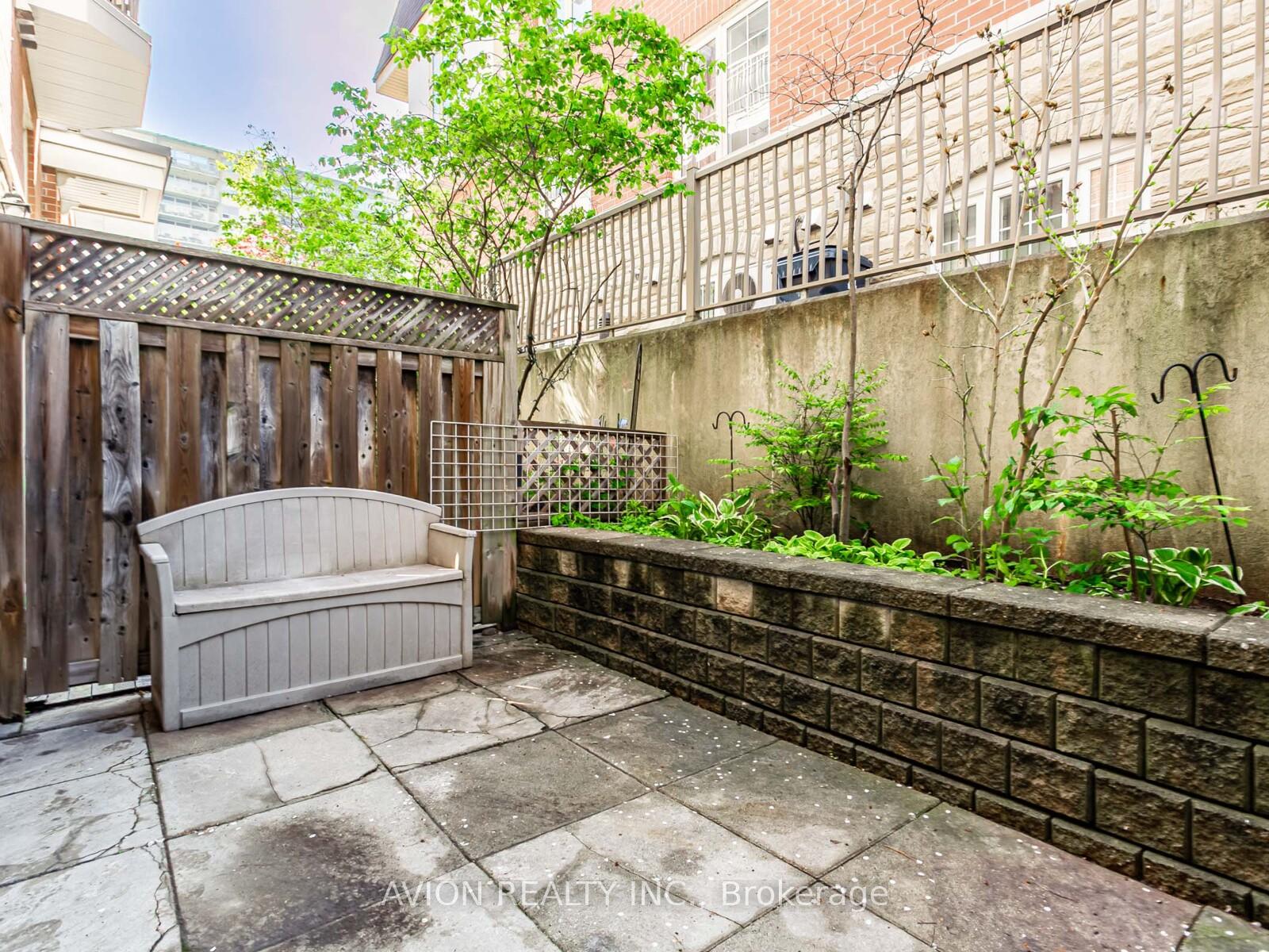 3 Bedrooms Condo at 45 Cedarcroft, Toronto For sale